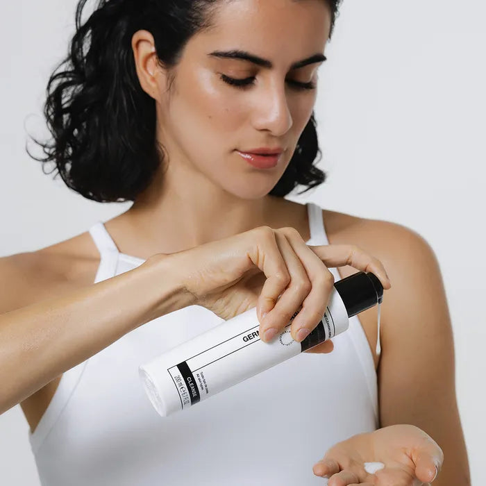 The Cleansing Expert Comforting Makeup Removal Milk 200ml